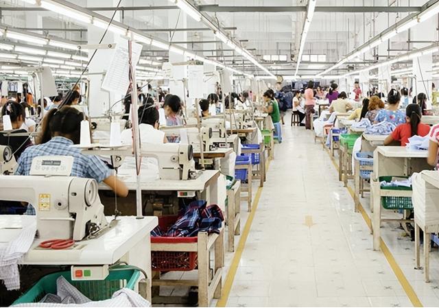 “浙江第一高樓”背后的溫州夫婦,妻子貌美多才,丈夫低調而神秘