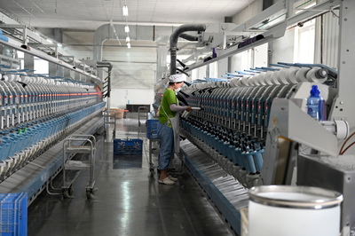 【下基層、察民情、解民憂、暖民心】萬玲玲深入工業企業開展“下基層、察民情、解民憂、暖民心”實踐活動