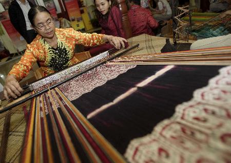印尼傳統手工紡織業的困境與發展機遇